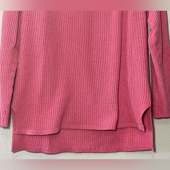 Old Navy Size Large Pink Sweater V-Neck - Picture 9 of 10